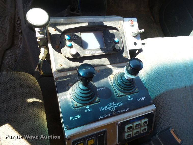 image for item DG2039 2002 Chevrolet C8500  dump truck