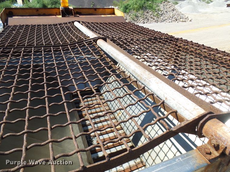 image for item DG2040 1996 International 4900  dump truck