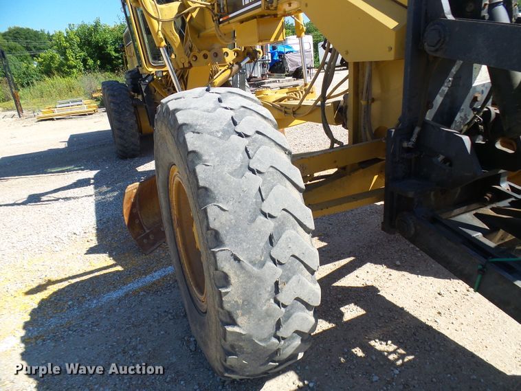 image for item DG2041 2006 Caterpillar 12H  motor grader