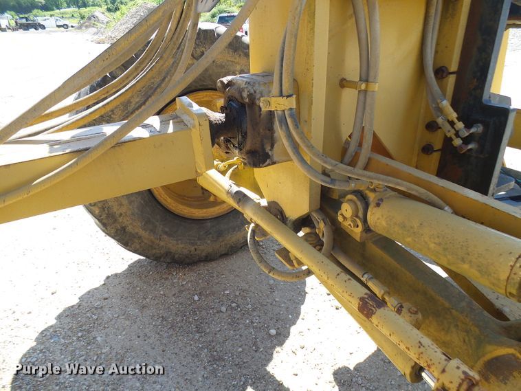 image for item DG2041 2006 Caterpillar 12H  motor grader