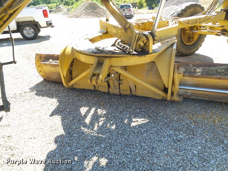 image for item DG2041 2006 Caterpillar 12H  motor grader