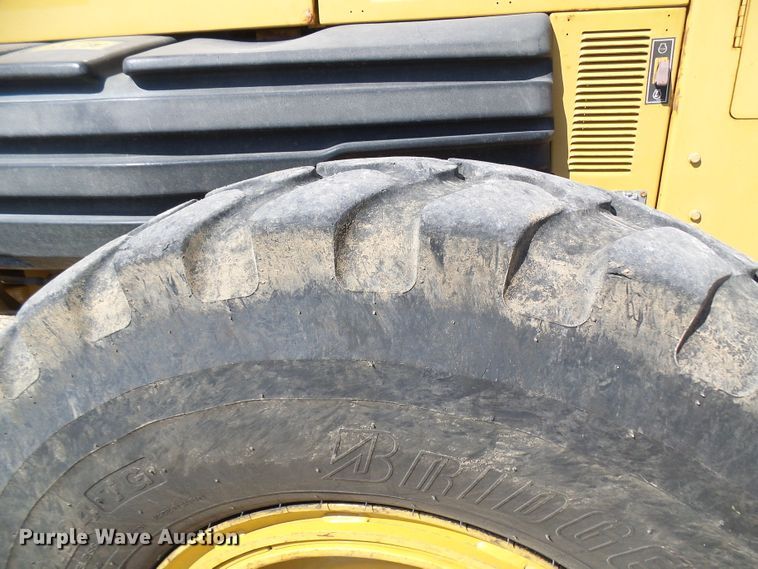 image for item DG2041 2006 Caterpillar 12H  motor grader