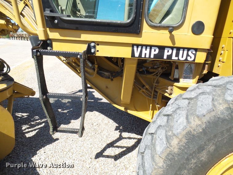 image for item DG2041 2006 Caterpillar 12H  motor grader