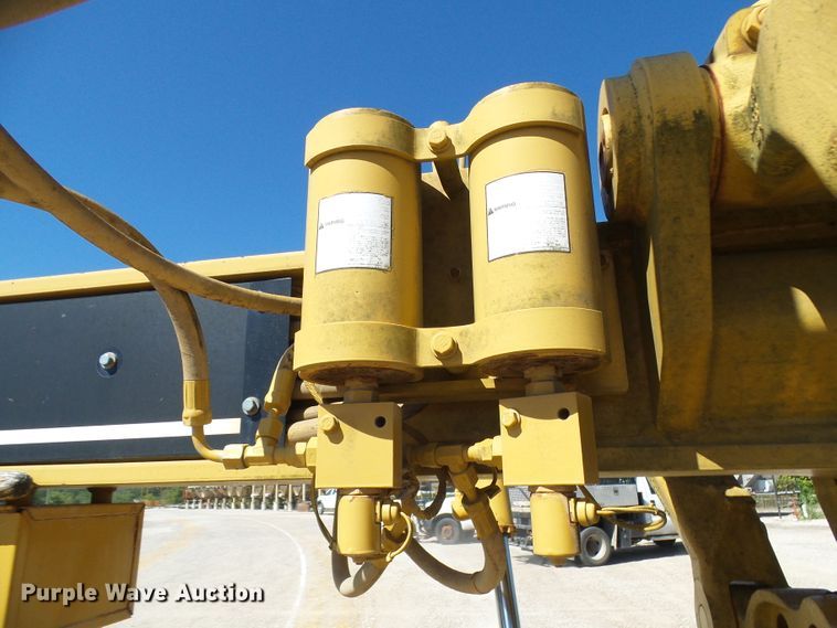 image for item DG2041 2006 Caterpillar 12H  motor grader