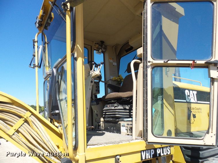 image for item DG2041 2006 Caterpillar 12H  motor grader