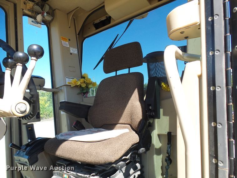 image for item DG2041 2006 Caterpillar 12H  motor grader