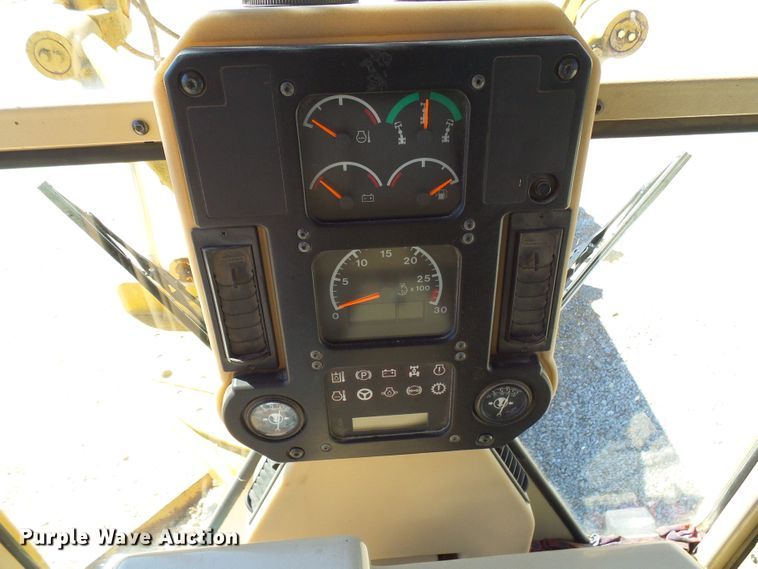 image for item DG2041 2006 Caterpillar 12H  motor grader