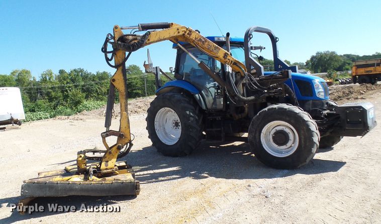 image for item DG2042 New Holland TS115A  tractor