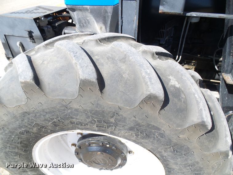 image for item DG2042 New Holland TS115A  tractor