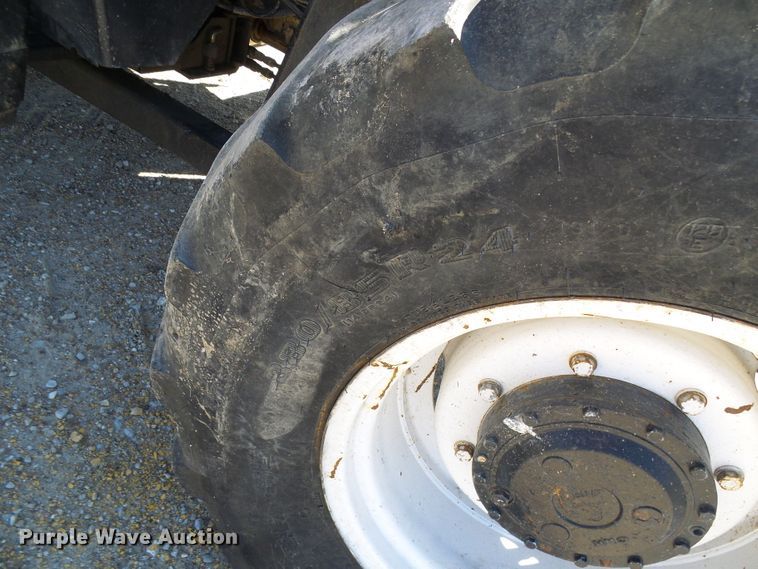 image for item DG2042 New Holland TS115A  tractor