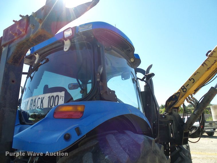 image for item DG2042 New Holland TS115A  tractor