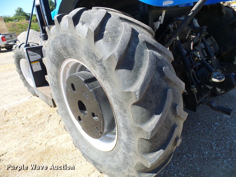 image for item DG2042 New Holland TS115A  tractor