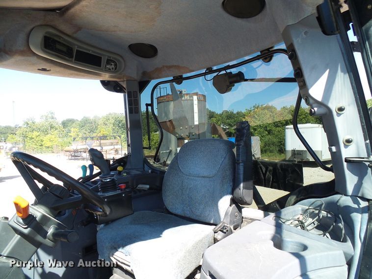 image for item DG2042 New Holland TS115A  tractor