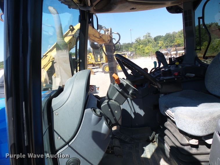 image for item DG2042 New Holland TS115A  tractor