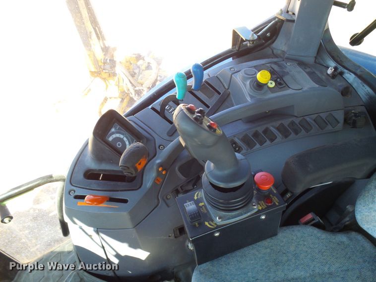 image for item DG2042 New Holland TS115A  tractor