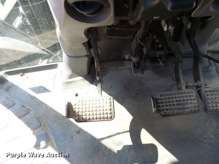 image for item DG2042 New Holland TS115A  tractor