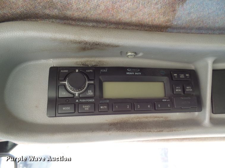 image for item DG2042 New Holland TS115A  tractor