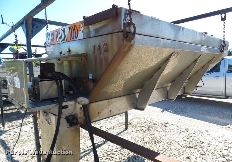 image for item DG2044 Henderson spreader