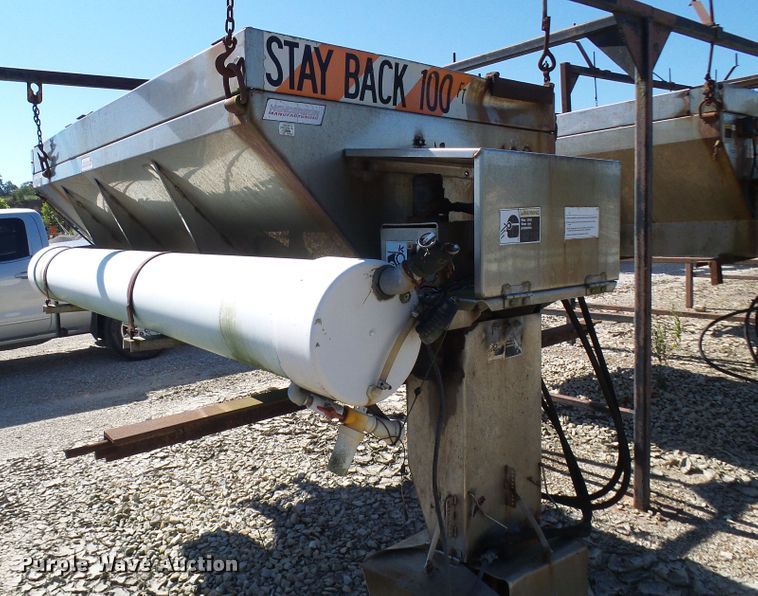 image for item DG2044 Henderson spreader