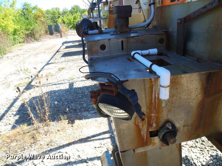 image for item DG2045 Swenson spreader