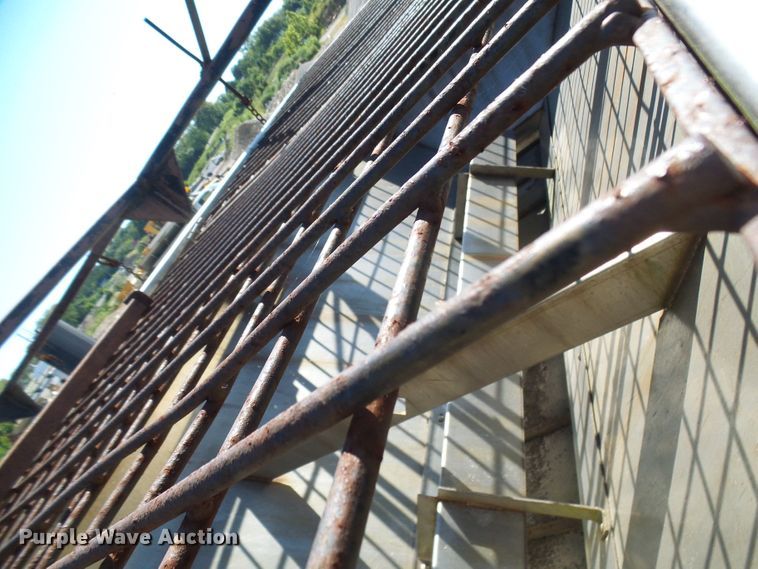 image for item DG2045 Swenson spreader