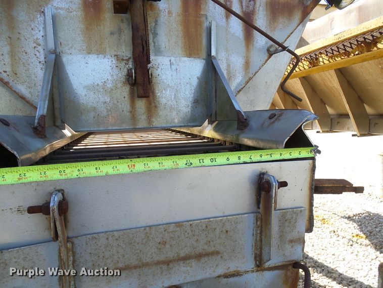 image for item DG2046 Good Roads spreader