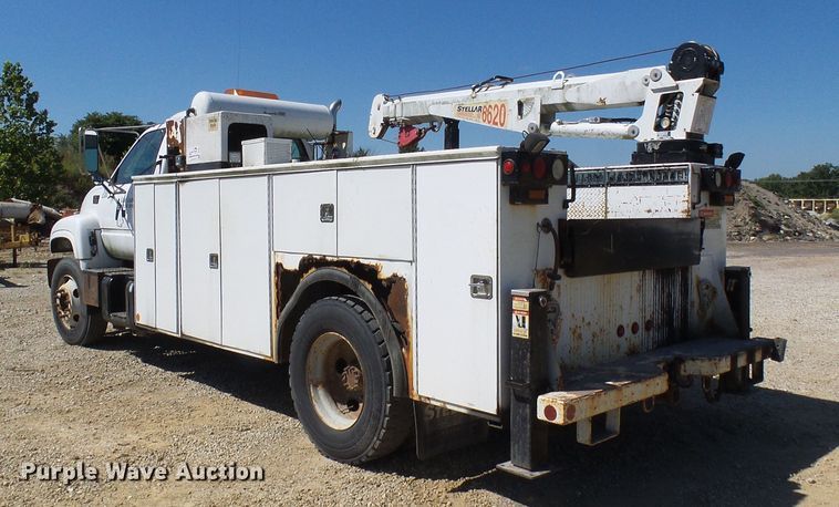 image for item DG2047 2001 Chevrolet C7500  service truck with crane