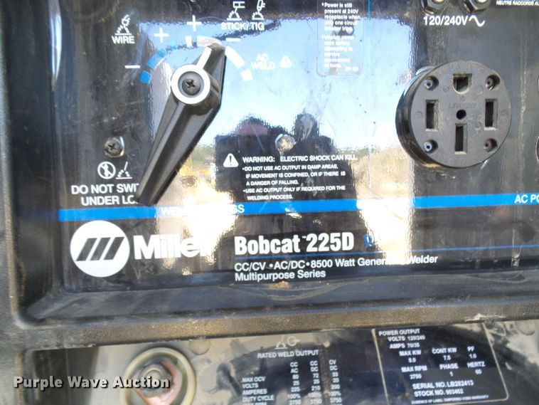 image for item DG2047 2001 Chevrolet C7500  service truck with crane