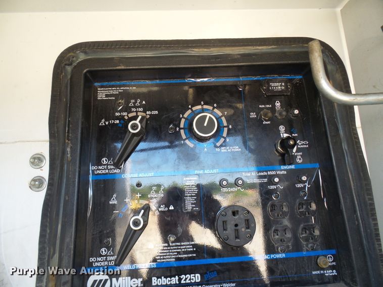 image for item DG2047 2001 Chevrolet C7500  service truck with crane