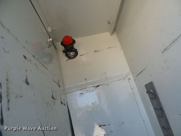 image for item DG2047 2001 Chevrolet C7500  service truck with crane