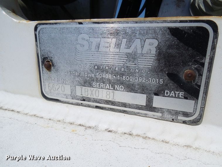 image for item DG2047 2001 Chevrolet C7500  service truck with crane