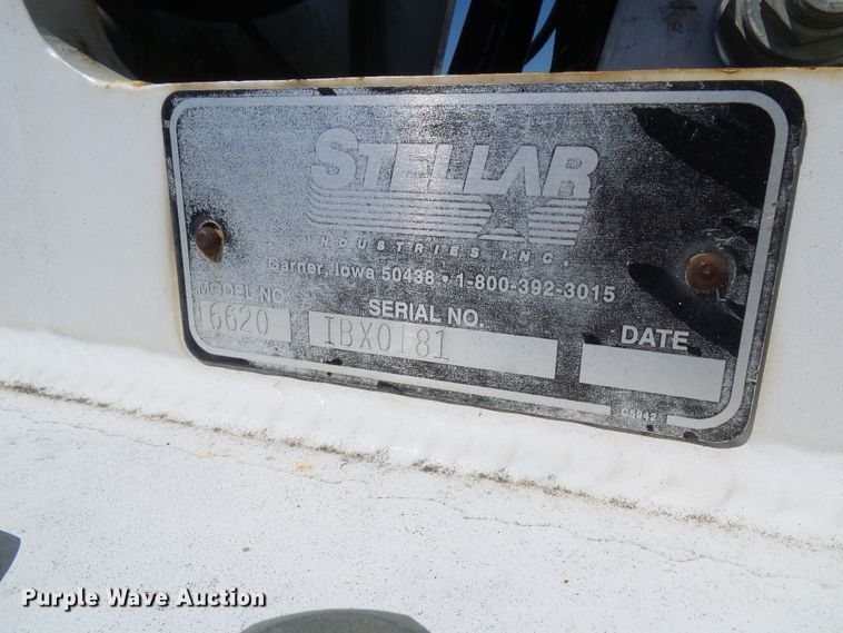 image for item DG2047 2001 Chevrolet C7500  service truck with crane