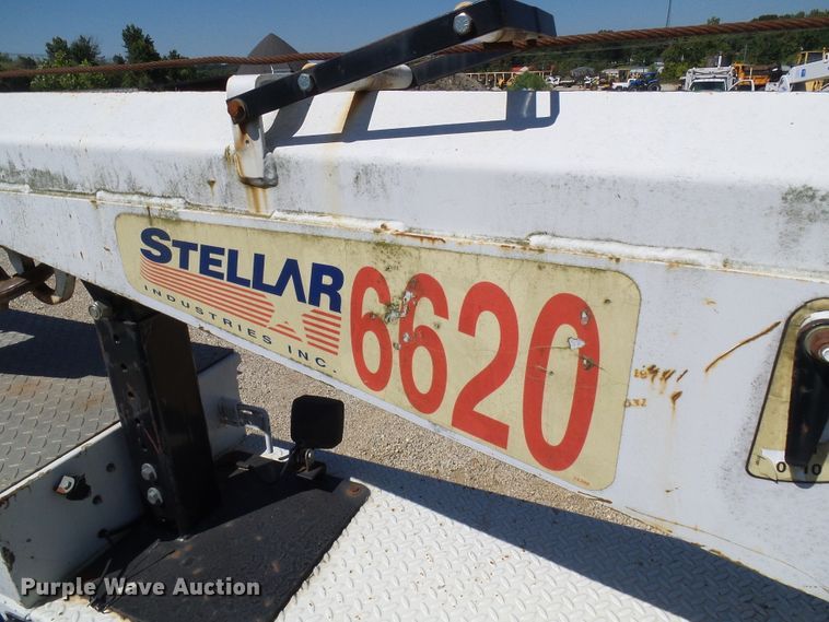 image for item DG2047 2001 Chevrolet C7500  service truck with crane