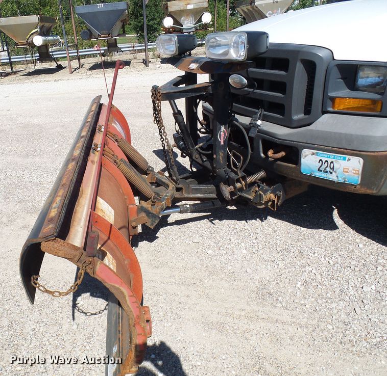 image for item DG2048 2005 Ford F550 Super Duty  flatbed truck