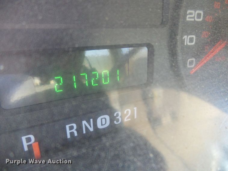 image for item DG2048 2005 Ford F550 Super Duty  flatbed truck