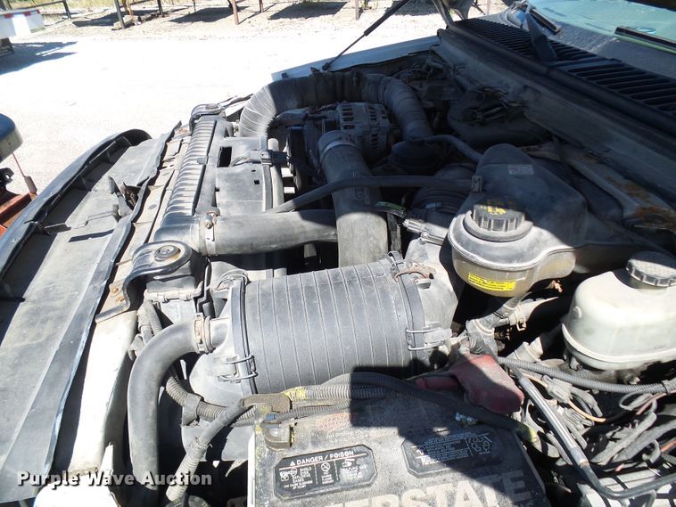 image for item DG2048 2005 Ford F550 Super Duty  flatbed truck