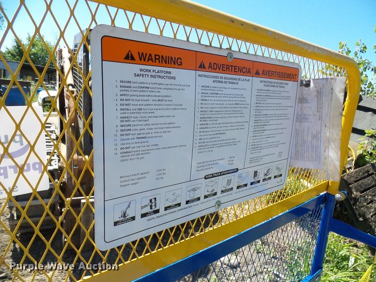 image for item DG2049 Vestil WP4848 work platform