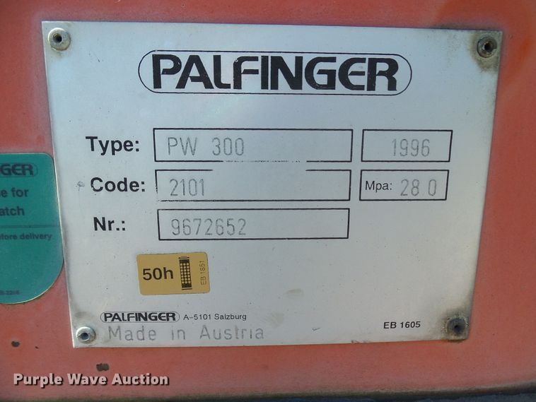 image for item DG2050 1996 Palfinger PW300 crane