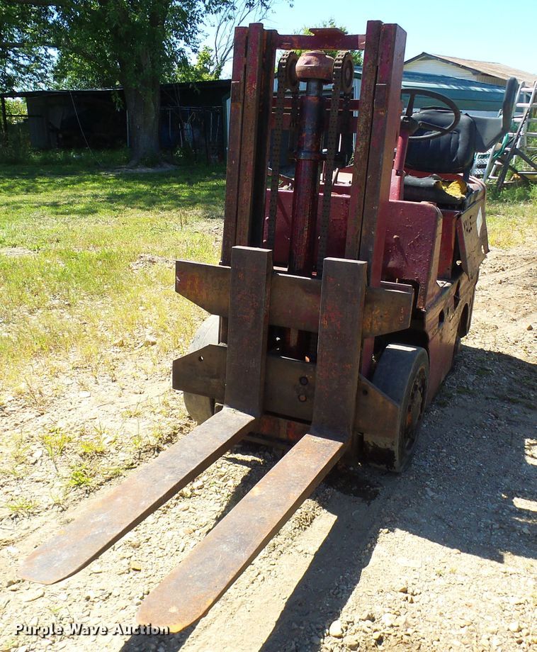 image for item DG2051 Yale KG51AT40UF  forklift