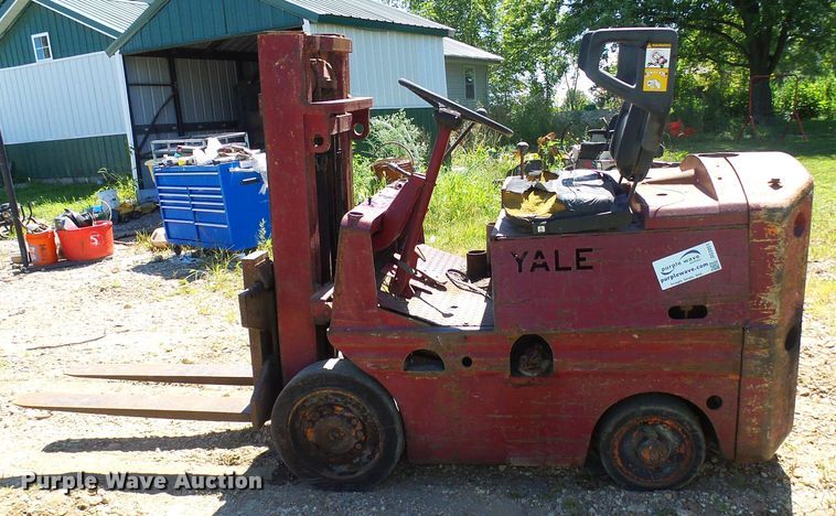 image for item DG2051 Yale KG51AT40UF  forklift