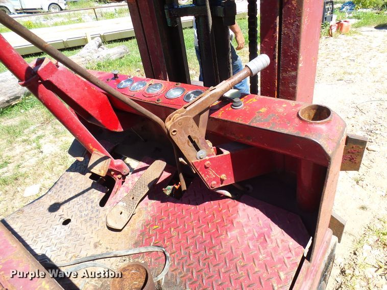 image for item DG2051 Yale KG51AT40UF  forklift