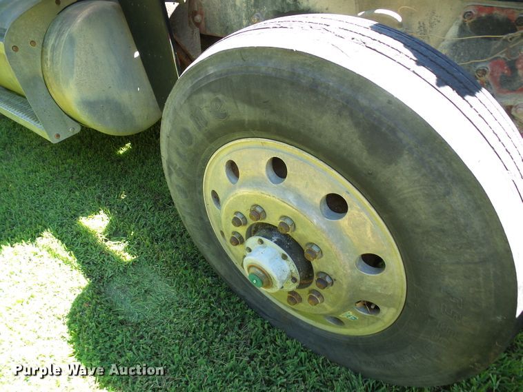 image for item DG2052 1984 Peterbilt 359  dump truck