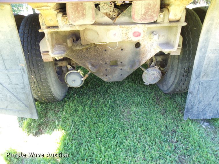 image for item DG2052 1984 Peterbilt 359  dump truck