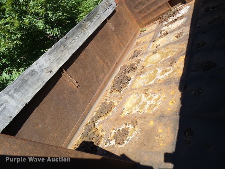 image for item DG2052 1984 Peterbilt 359  dump truck