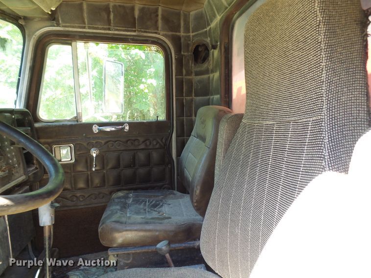 image for item DG2052 1984 Peterbilt 359  dump truck