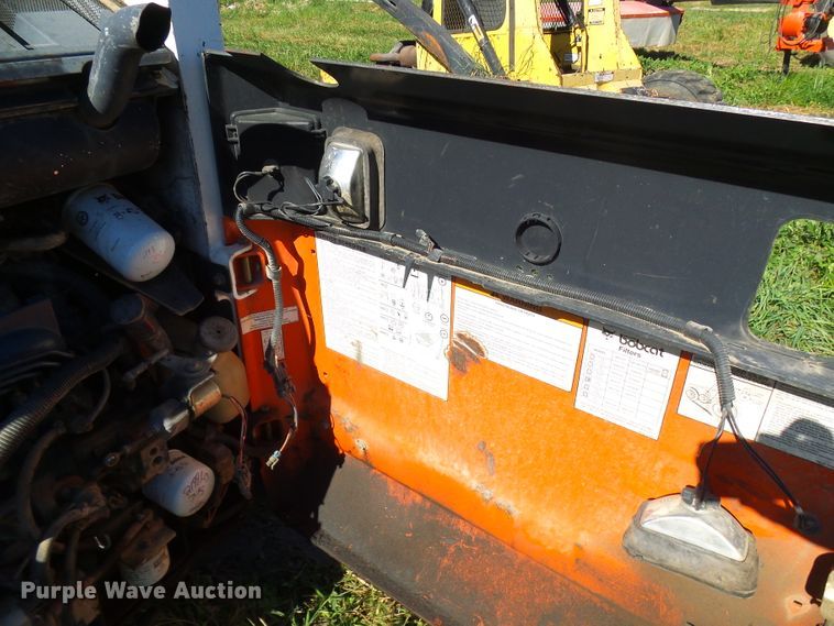 image for item DG2055 1996 Bobcat 763  skid steer loader