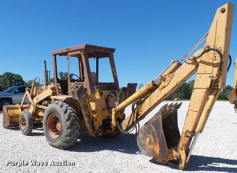 image for item DG2061 Case 680C  backhoe