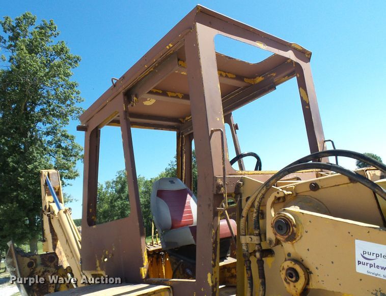 image for item DG2061 Case 680C  backhoe