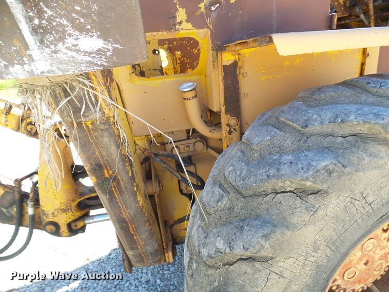 image for item DG2061 Case 680C  backhoe