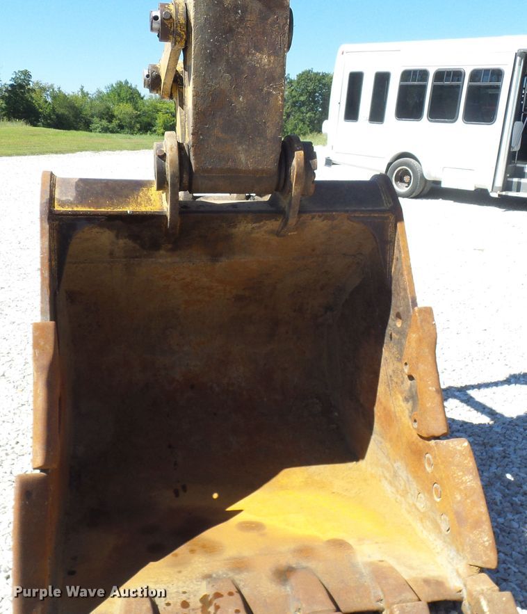 image for item DG2064 1996 Caterpillar 322B L   excavator